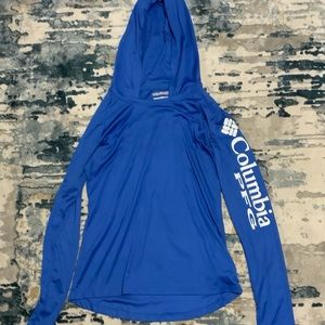 Columbia hooded shirt